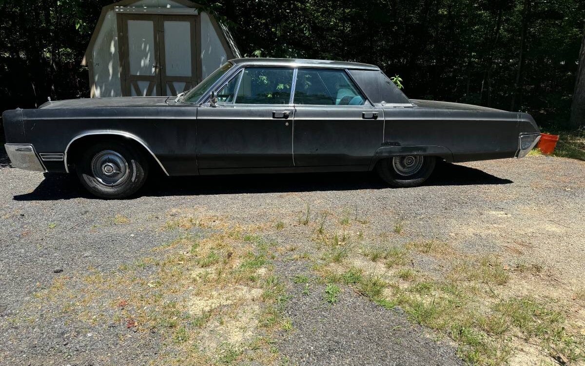 Chrysler-300-1967-9