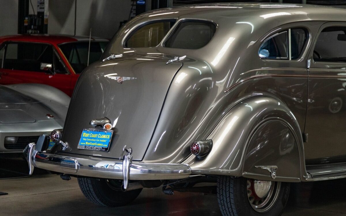 Chrysler-Airflow-Series-C11-Berline-1936-24