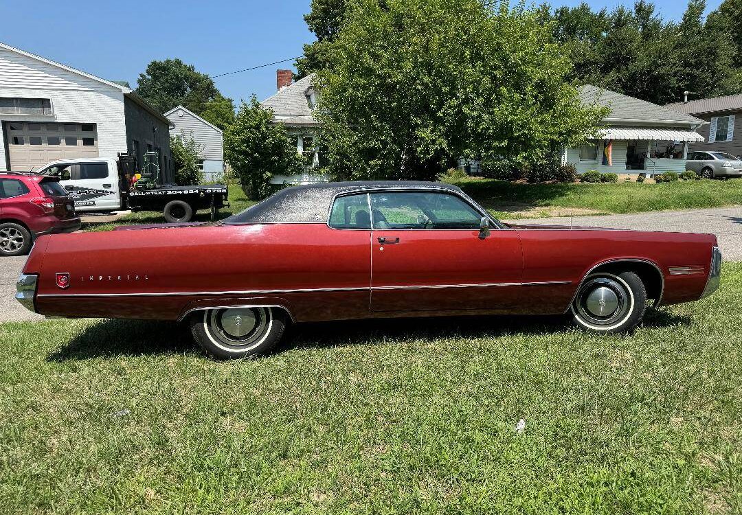 Chrysler-Imperial-1972-11