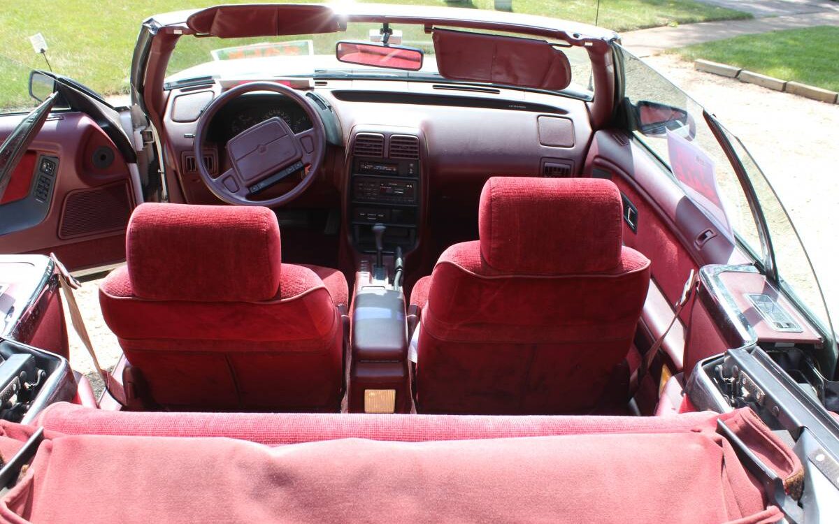 Chrysler-Lebaron-convertible-1990-11