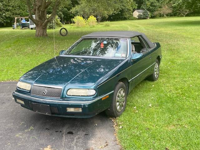 Chrysler-Lebaron-convertible-1994-3