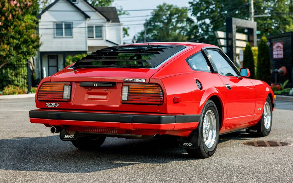 Datsun-280zx-1983-2