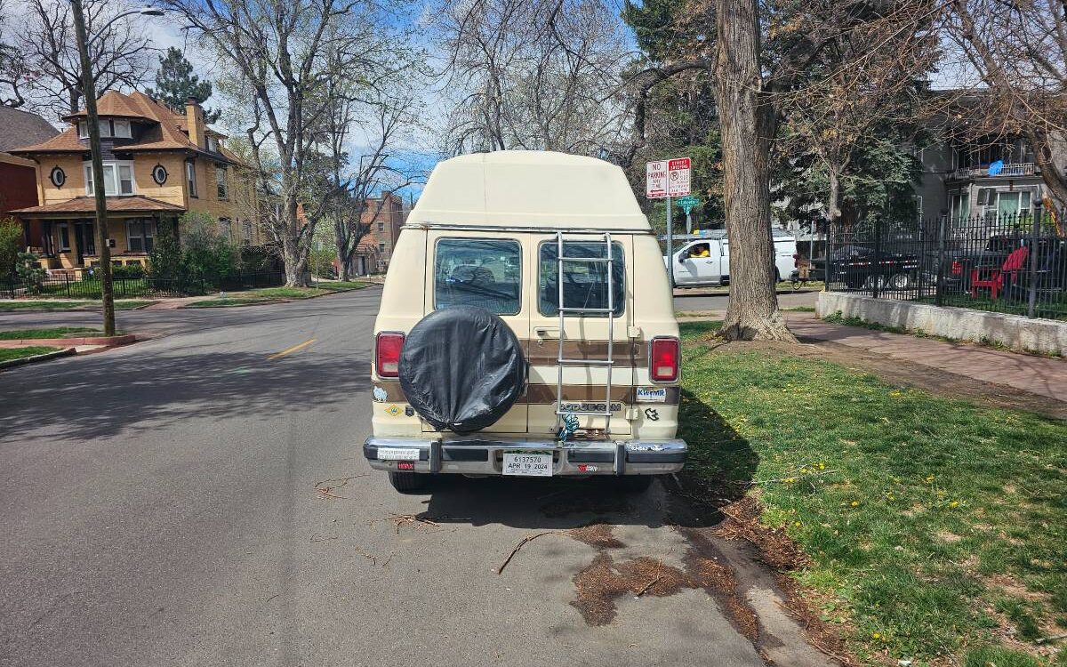 Dodge-B250-1987-1