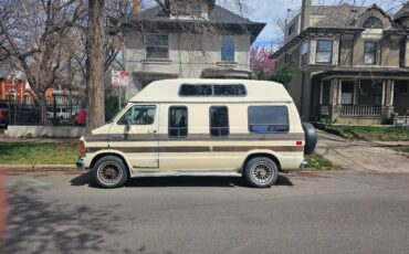 Dodge-B250-1987