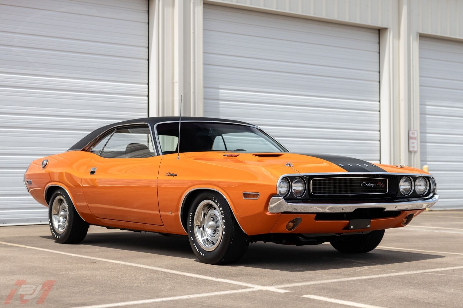 Dodge-Challenger-1970-4