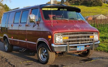 Dodge-Classic-van-1978