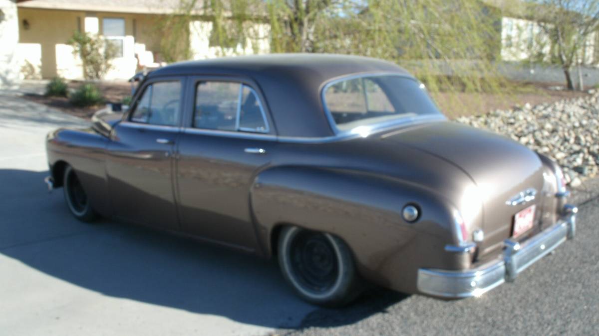 Dodge-Coronet-1950-2