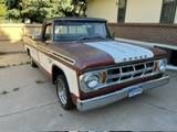 Dodge-D100-sweptside-adventurer-1968-13