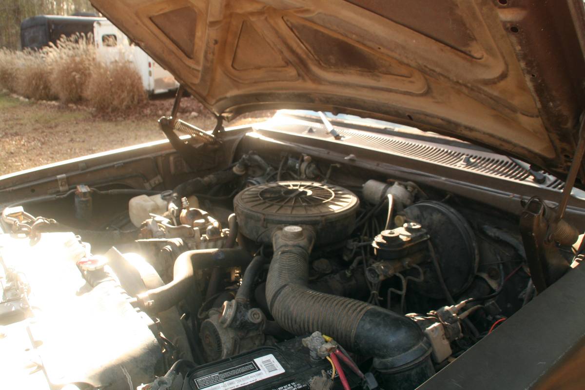 Dodge-D150-1988-18