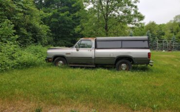 Dodge-D250-diesel-1991