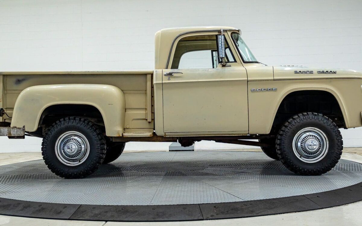 Dodge-Power-Wagon-1963-10