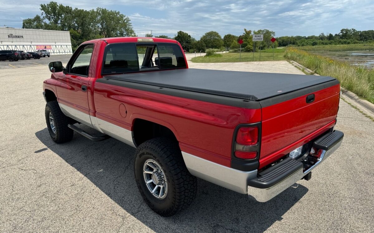 Dodge-Ram-2500-Pickup-1994-3