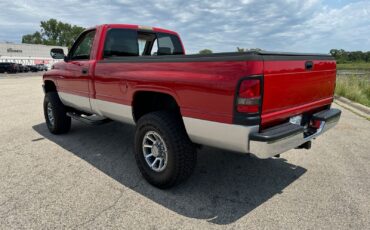 Dodge-Ram-2500-Pickup-1994-4