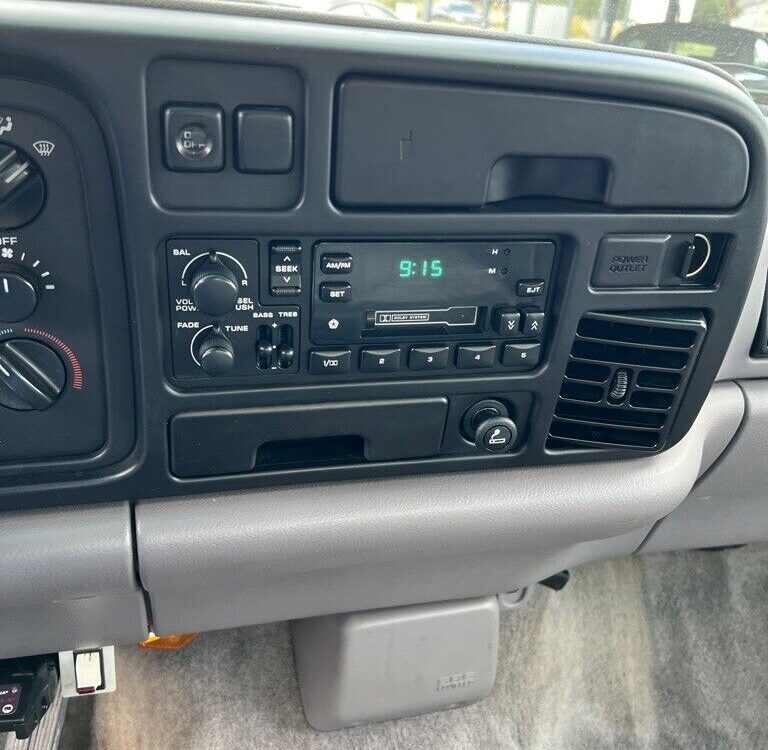 Dodge-Ram-3500-1994-11