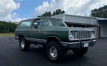 Dodge-Ram-Charger-1977-7