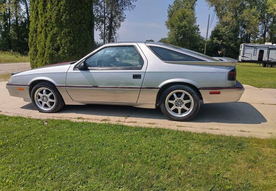 Dodge-Ram-daytona-1987