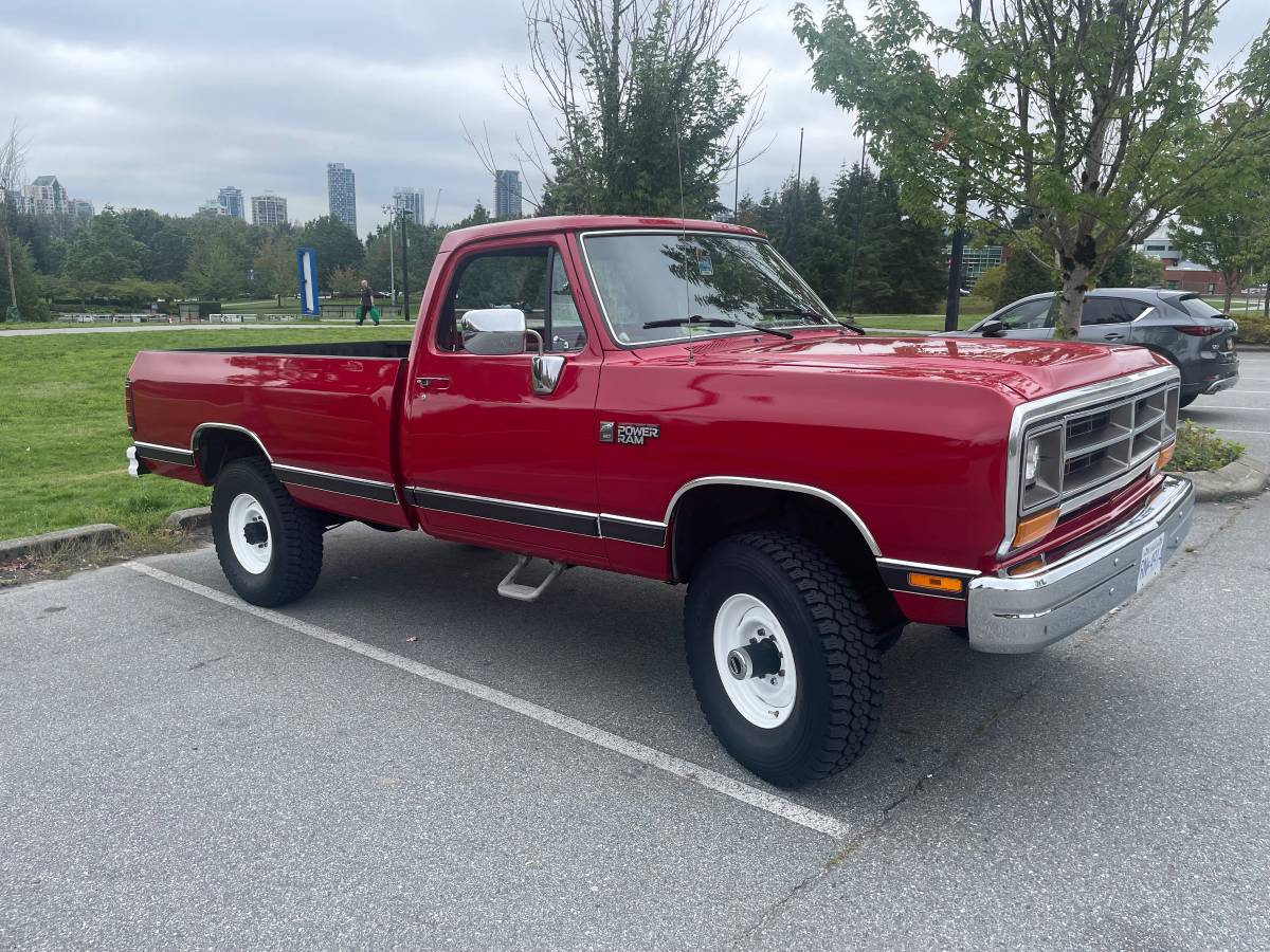 Dodge-Ram-diesel-1989-4