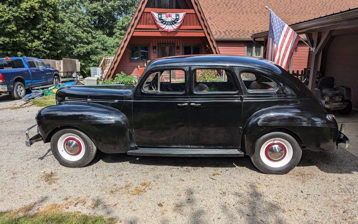 Dodge-Special-d17-1940-3