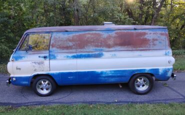 Dodge-Van-1967-2