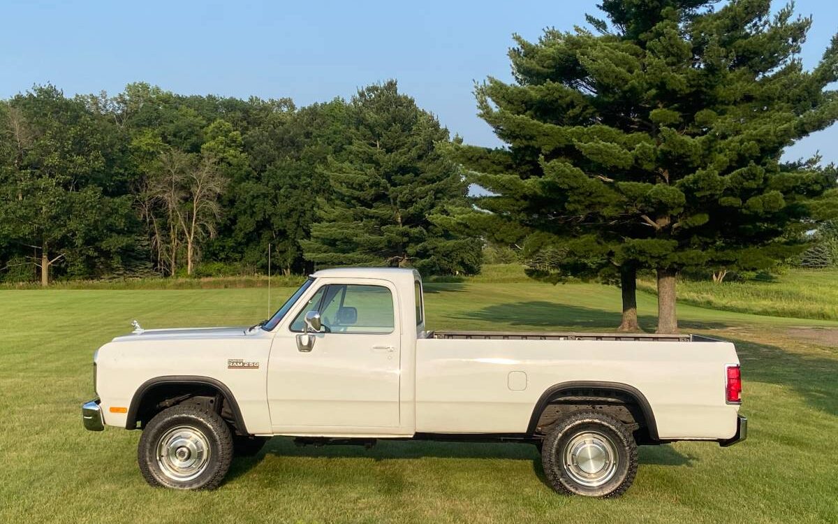 Dodge-W250-diesel-1991-1