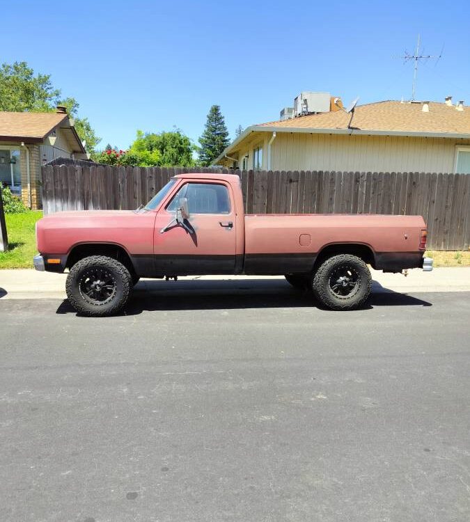 Dodge-W250-power-ram-1985