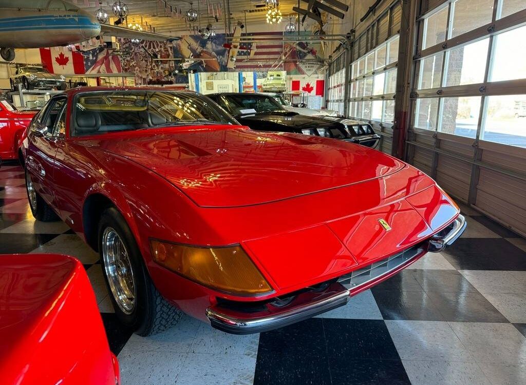 Ferrari-365-gtb4-daytona-coupe-1971-1