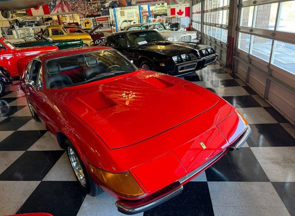 Ferrari-365-gtb4-daytona-coupe-1971