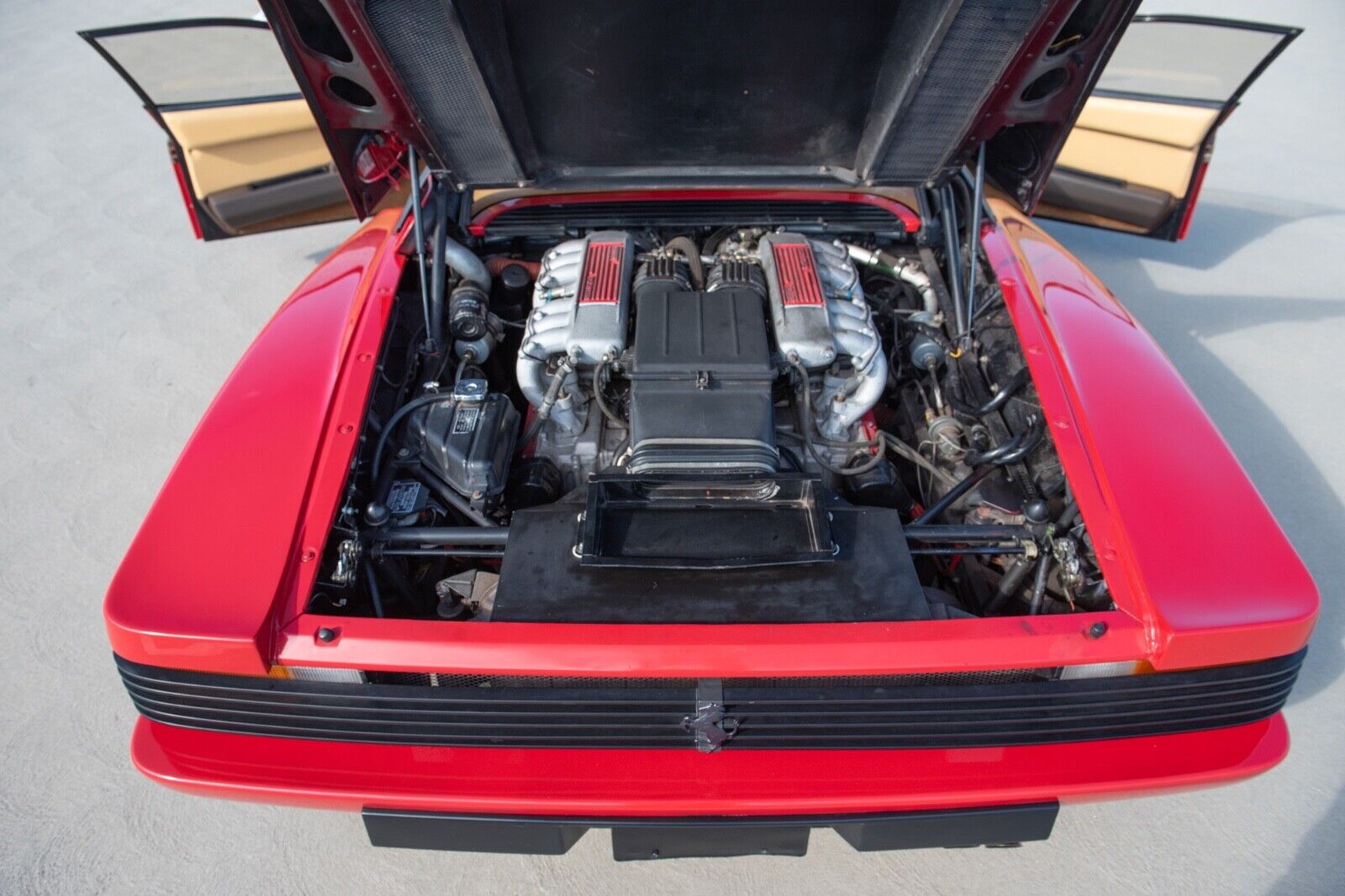 Ferrari-Testarossa-Coupe-1986-19