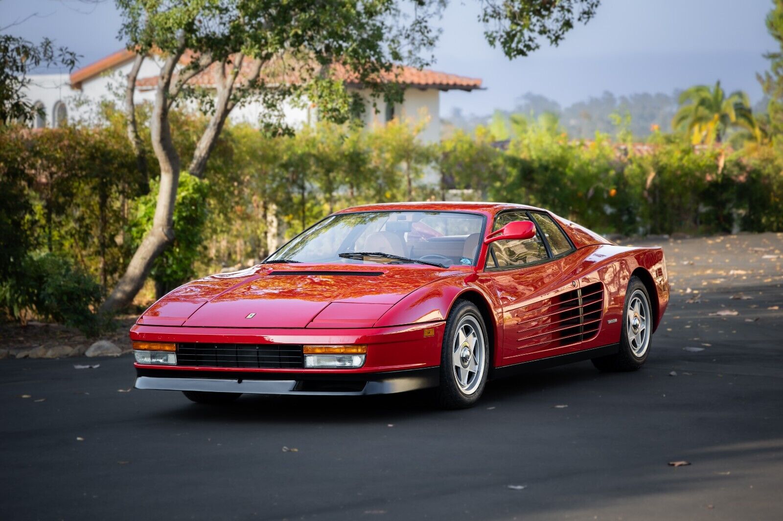 Ferrari-Testarossa-Coupe-1986-2