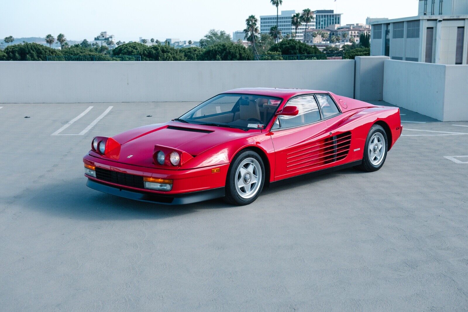 Ferrari-Testarossa-Coupe-1986-4