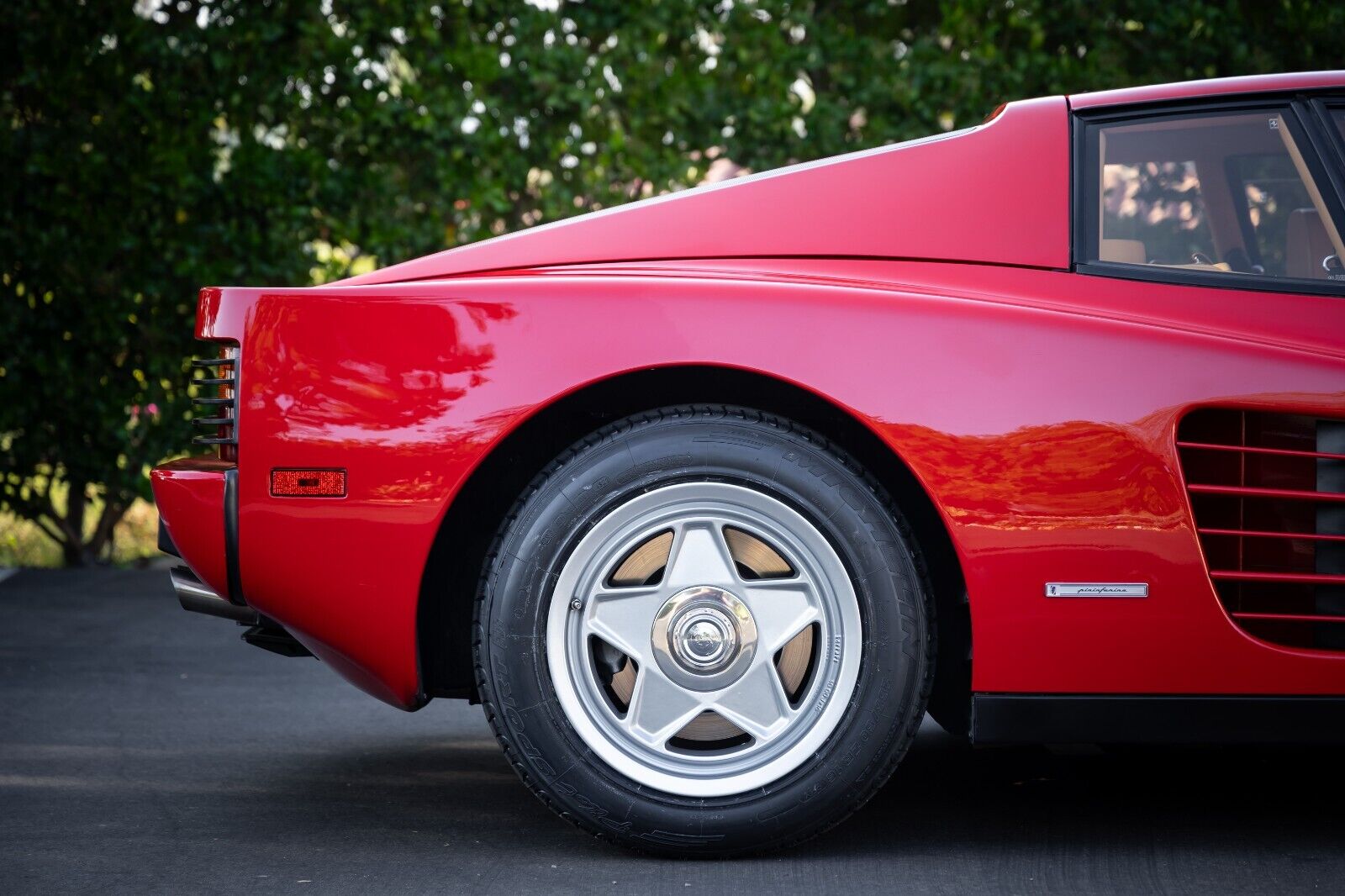 Ferrari-Testarossa-Coupe-1986-9