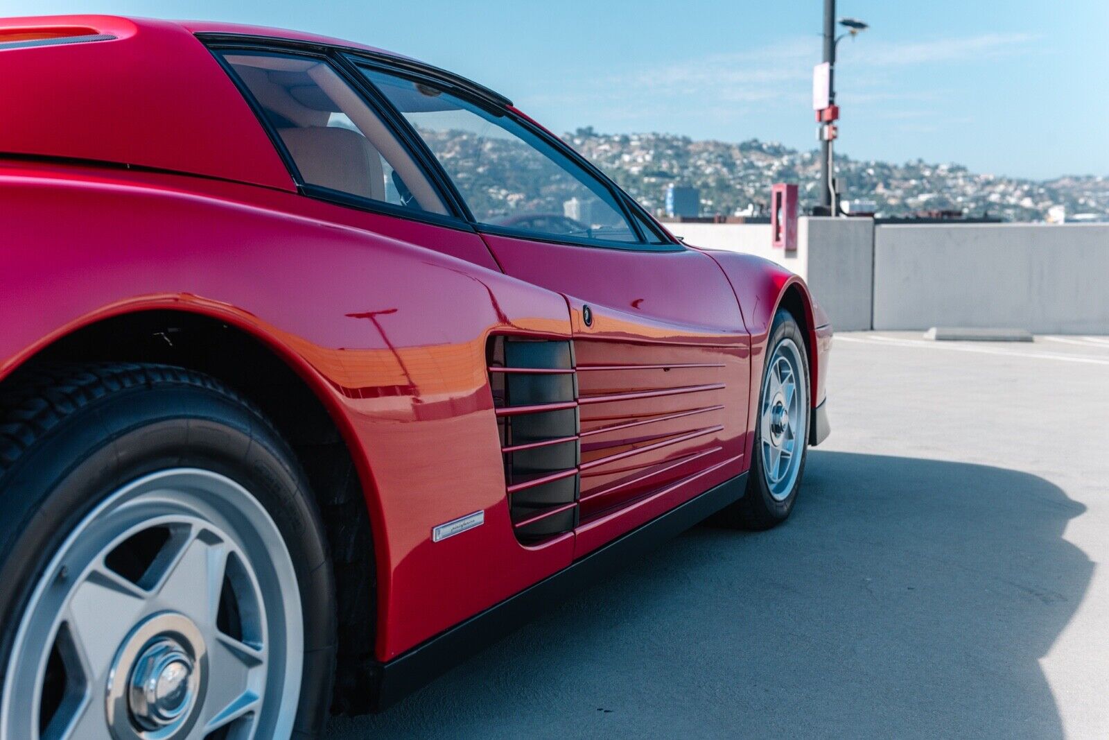 Ferrari-Testarossa-Coupe-1986-9