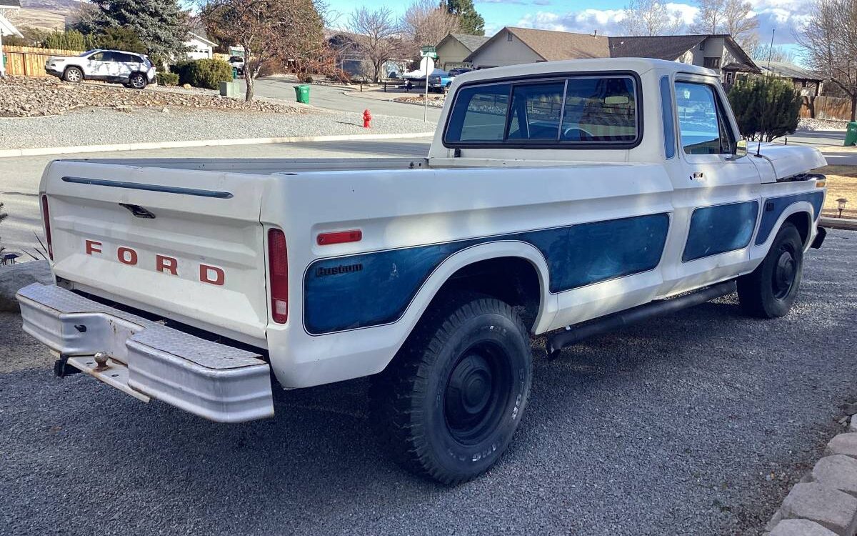 Ford-1-ton-f350-1975-1