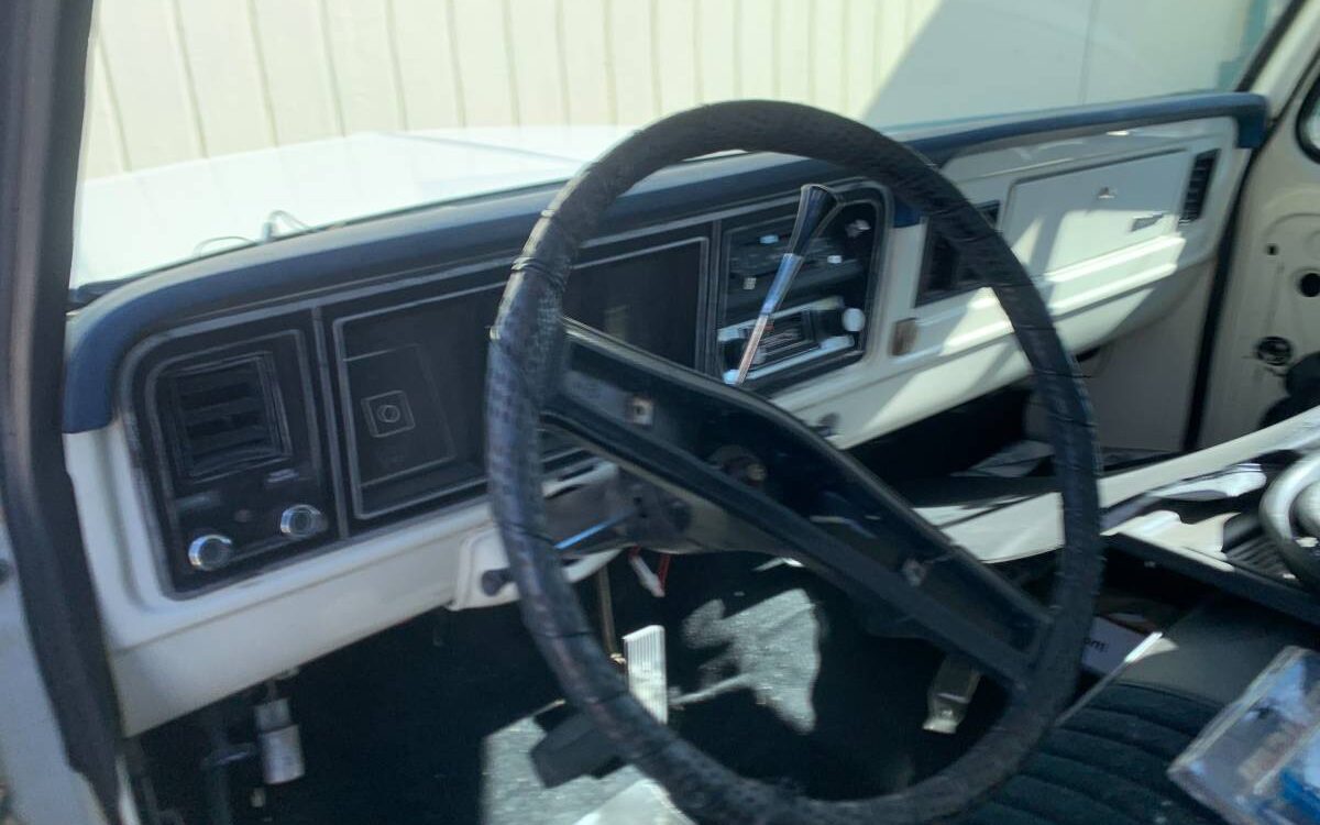 Ford-1-ton-f350-1975-7