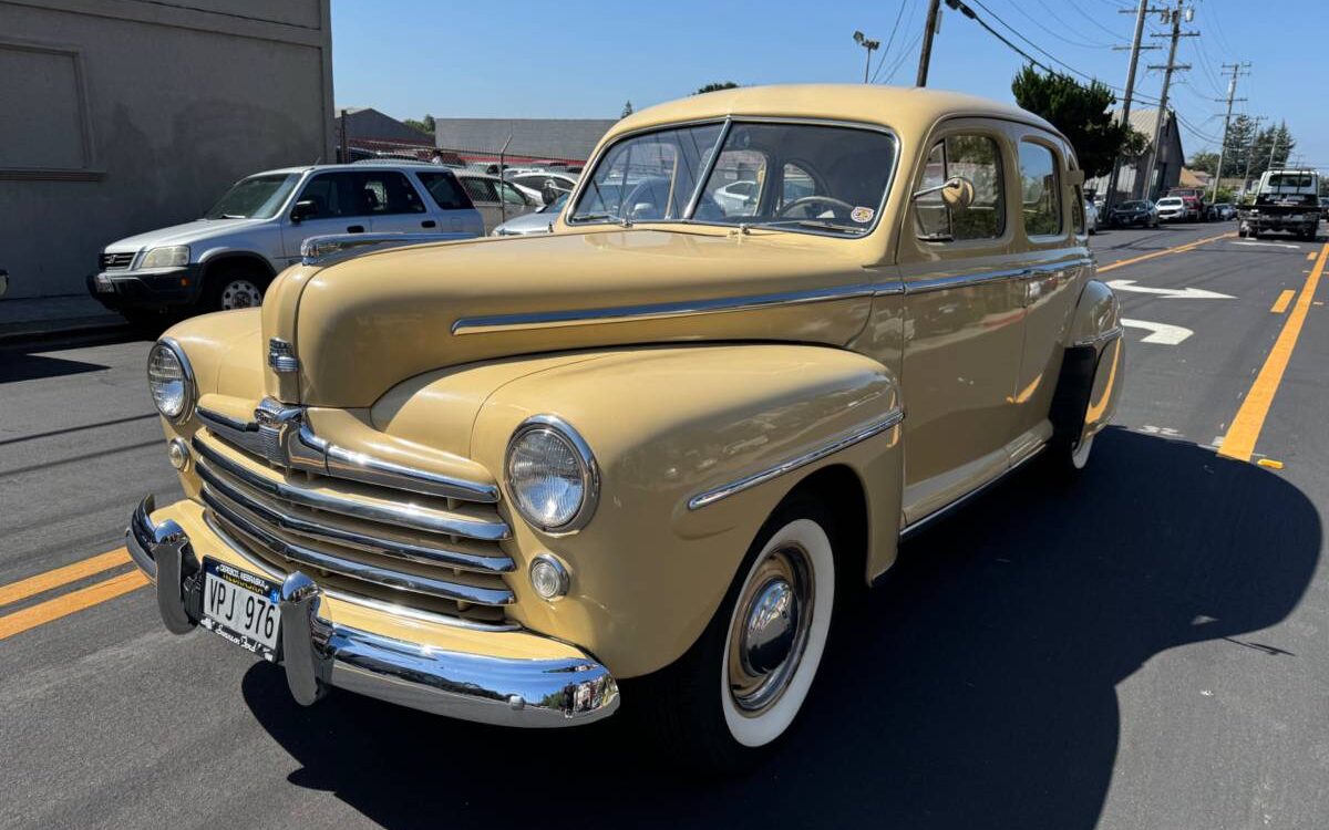 Ford-4-dr-1948-1