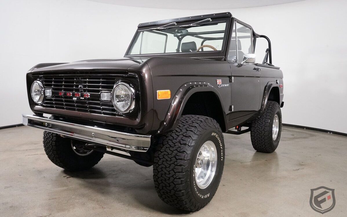 Ford-BRONCO-CUSTOM-HAND-BUILT-SUV-1968-3