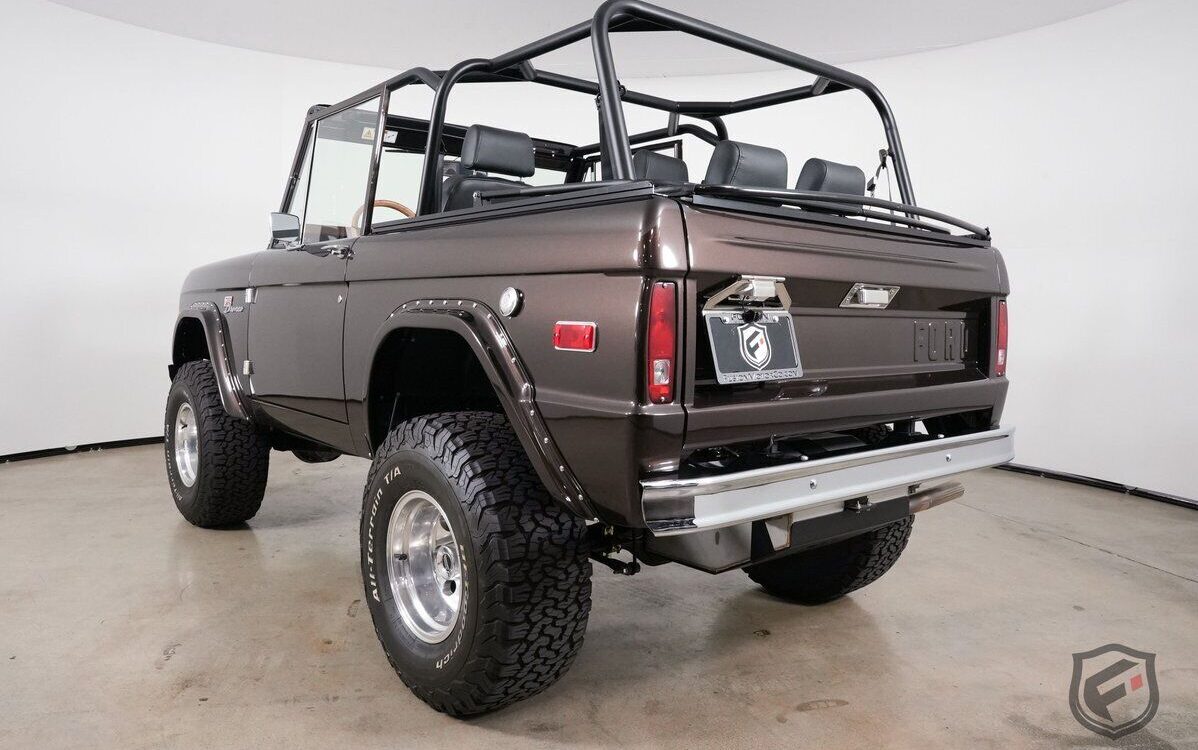 Ford-BRONCO-CUSTOM-HAND-BUILT-SUV-1968-6