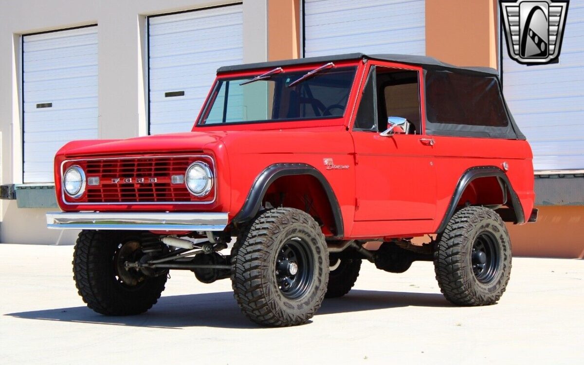 Ford-Bronco-1969-4