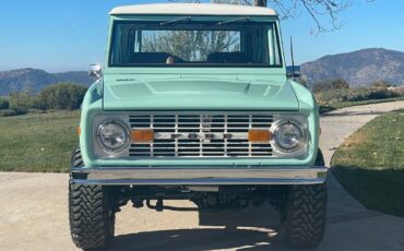 Ford-Bronco-1973-12