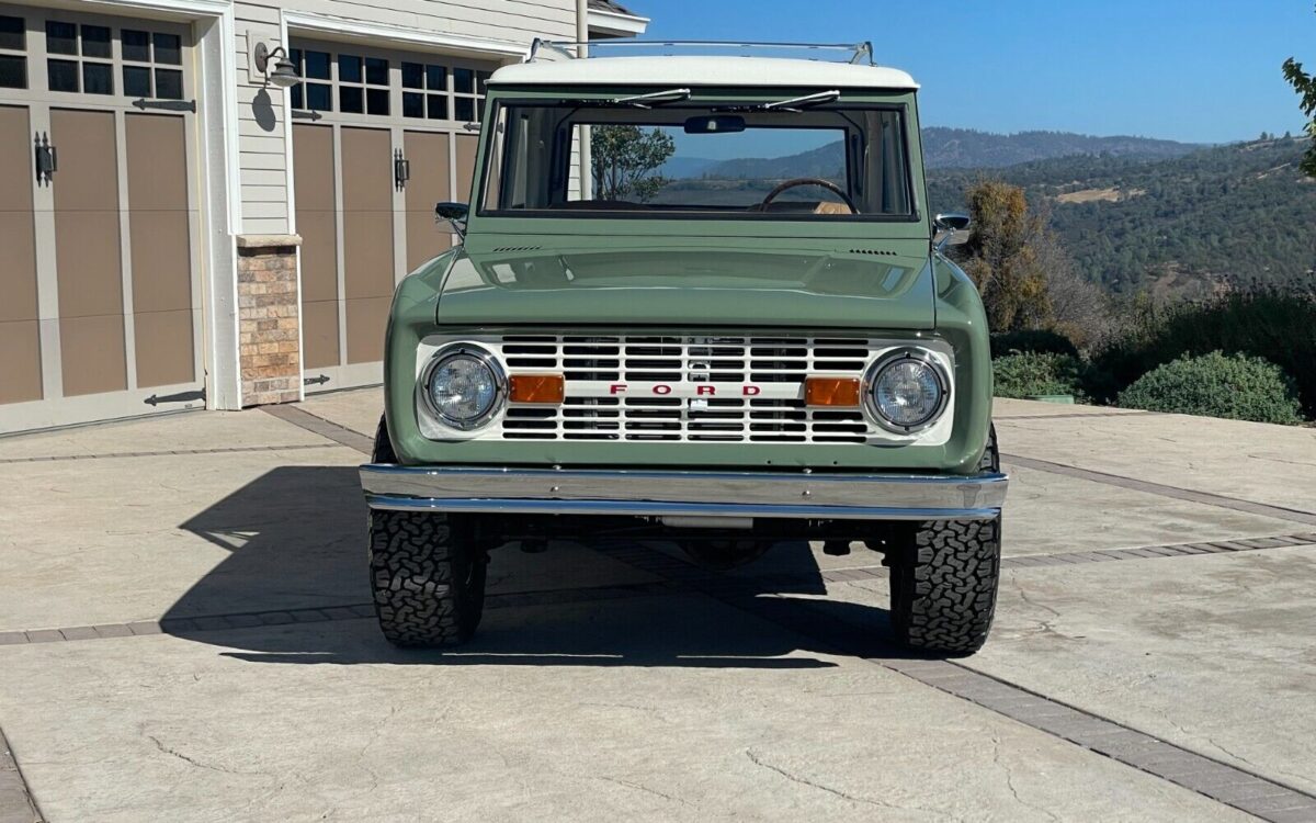 Ford-Bronco-1973-9