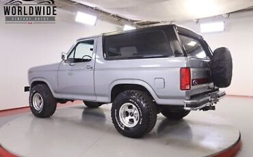 Ford-Bronco-1985-3