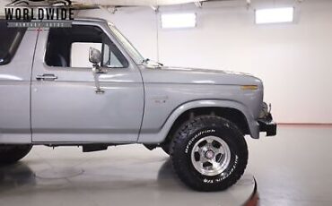 Ford-Bronco-1985-6