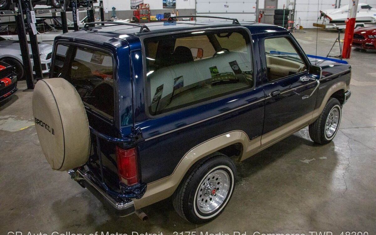 Ford-Bronco-1989-5