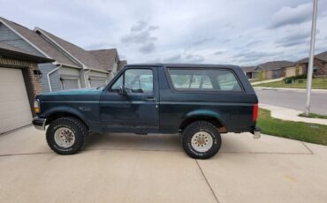 Ford-Bronco-1993