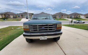 Ford-Bronco-1993-5