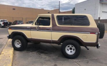 Ford-Bronco-4x4-1979