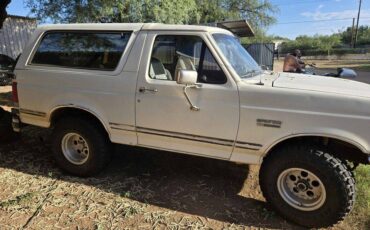 Ford-Bronco-xlt-1990-1