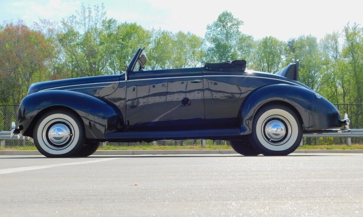 Ford-Deluxe-1939-8