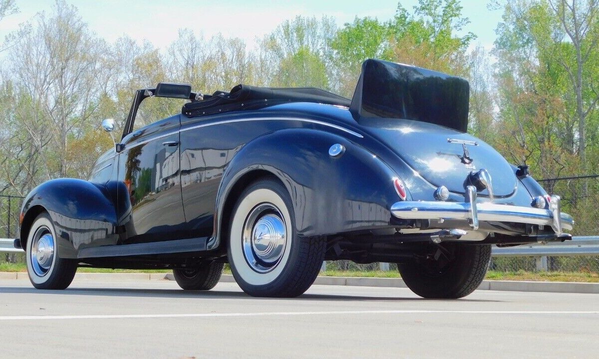 Ford-Deluxe-1939-9