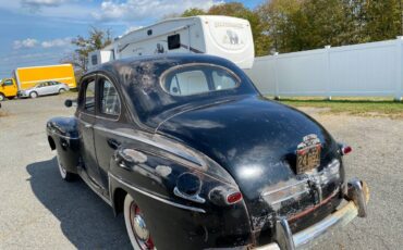 Ford-Deluxe-coupe-1946-2